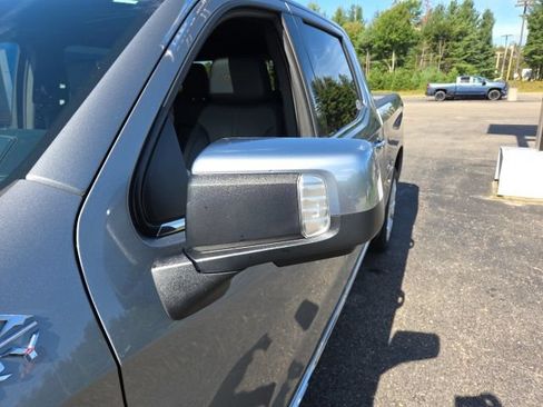 Used 2024 Chevrolet Silverado 1500 High Country AWD/4WD image 42
