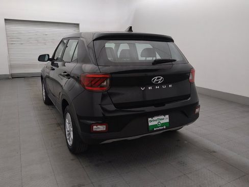 Used 2021 Hyundai Venue SE FWD image 6