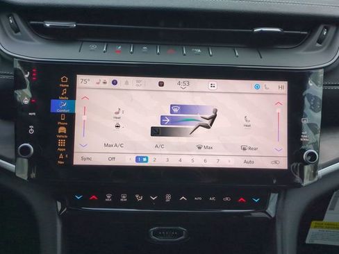 New 2026 Jeep Grand Cherokee Altitude AWD/4WD image 17
