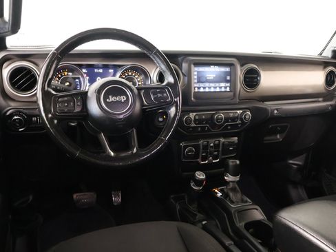 Used 2020 Jeep Gladiator Sport w/ Quick Order Package 24S AWD/4WD image 2