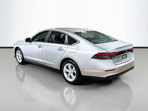 Used 2025 Honda Accord LX image 5
