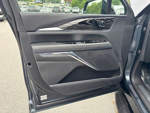 Used 2025 Cadillac Escalade IQ Luxury 1 AWD/4WD image 20