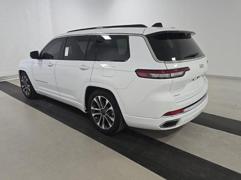 Used 2025 Jeep Grand Cherokee L Overland w/ Luxury Tech Group IV AWD/4WD image 7