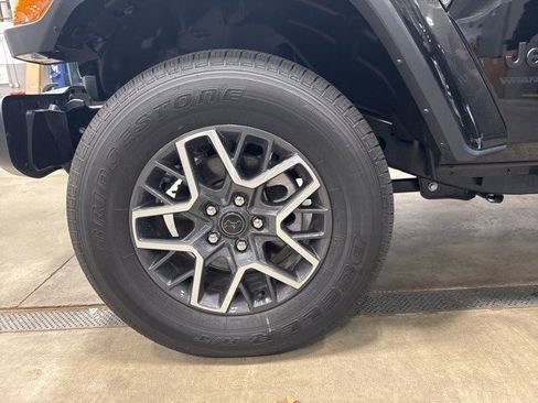 New 2025 Jeep Wrangler Sahara image 14