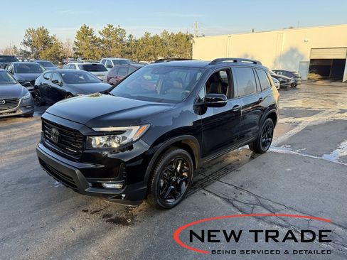 Certified 2025 Honda Passport Black Edition image 1
