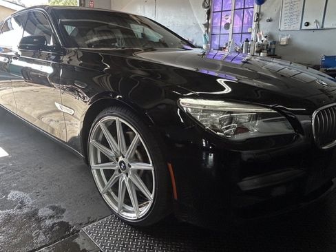 Used 2014 BMW 750Li RWD image 1