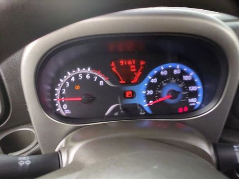Used 2009 Nissan Cube 1.8 S w/ Interior Designer Pkg FWD image 11