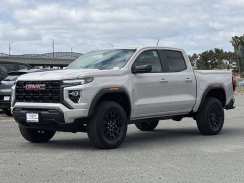 New 2026 GMC Canyon Elevation RWD image 6