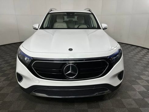 Used 2023 Mercedes-Benz EQB 300 4MATIC w/ Exclusive Package image 8