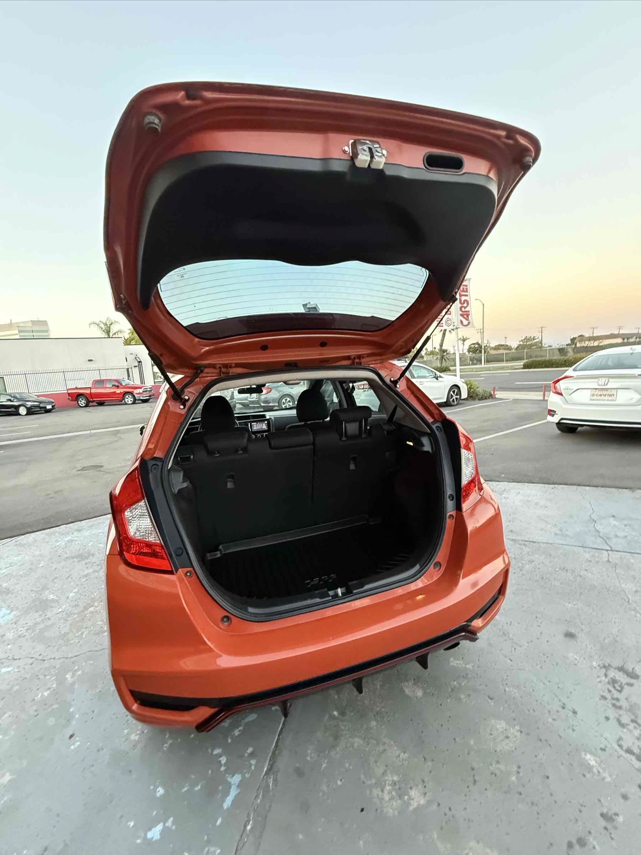 Used 2018 Honda Fit Sport image 56