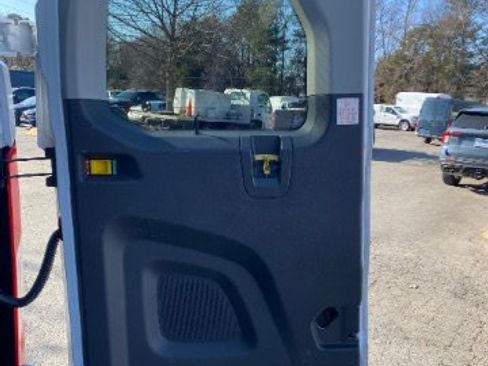 Used 2023 Ford Transit 350 XLT image 11