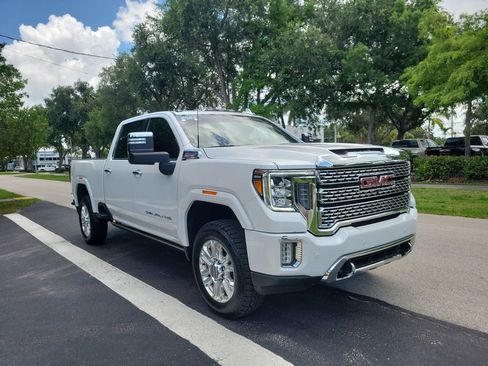 Certified 2023 GMC Sierra 2500 Denali w/ Denali Ultimate Package AWD/4WD image 7