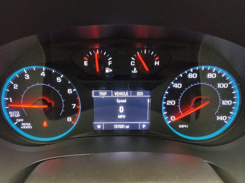 Used 2017 Chevrolet Malibu LT FWD image 23