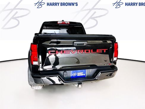 Used 2023 Chevrolet Colorado ZR2 w/ ZR2 Convenience Package III image 9