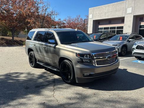 Used 2018 Chevrolet Tahoe Premier image 3