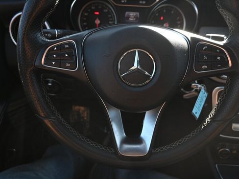 Used 2018 Mercedes-Benz CLA 250 image 23