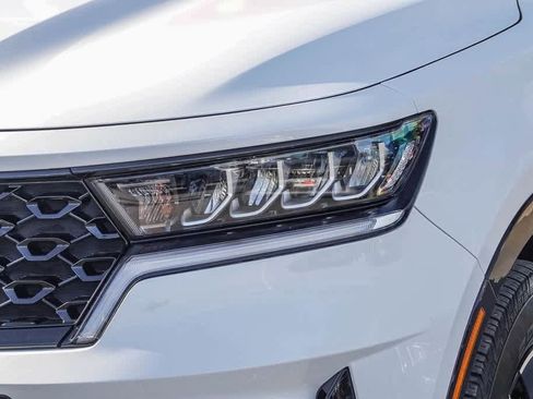 Certified 2023 Kia Sorento S image 8