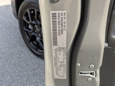 New 2026 Jeep Compass Latitude AWD/4WD image 36