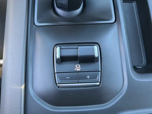 Used 2024 GMC Sierra 1500 Denali w/ Denali Reserve Package image 11