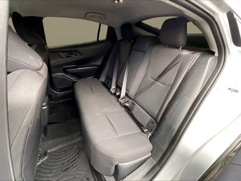 Used 2025 Toyota Prius Plug-In Hybrid image 20