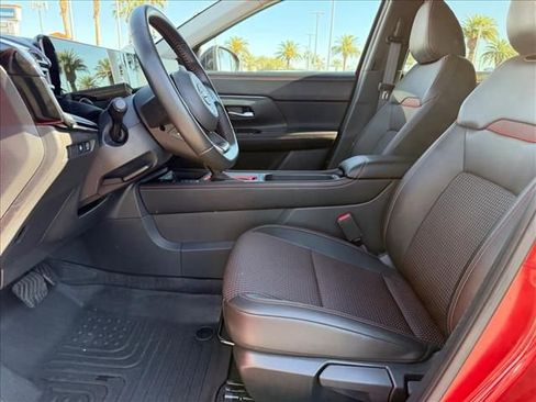 Used 2025 Nissan Kicks SR image 6