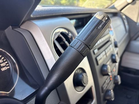 Used 2014 Ford F150 XLT image 26