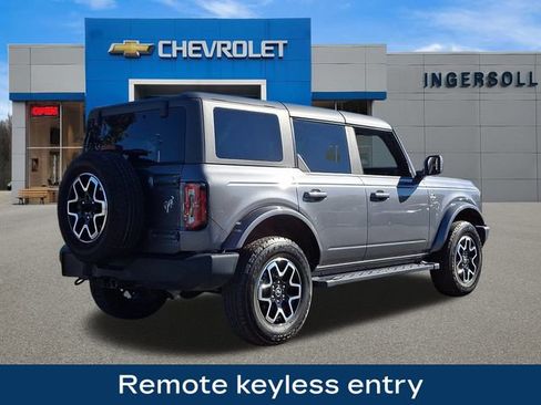 Used 2023 Ford Bronco Outer Banks image 9