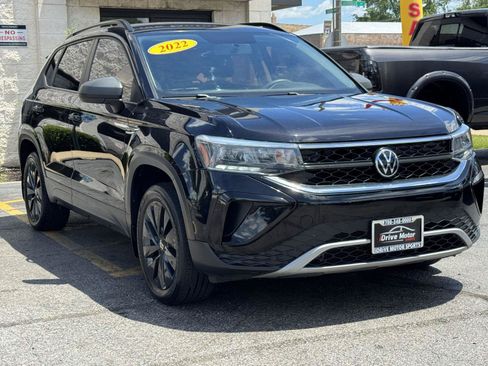 Used 2022 Volkswagen Taos S FWD image 14