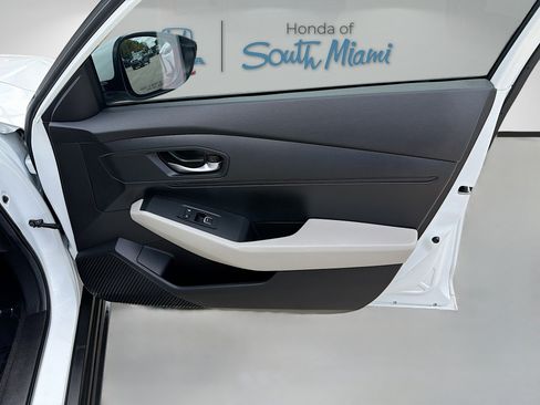 Certified 2024 Honda Accord LX image 32