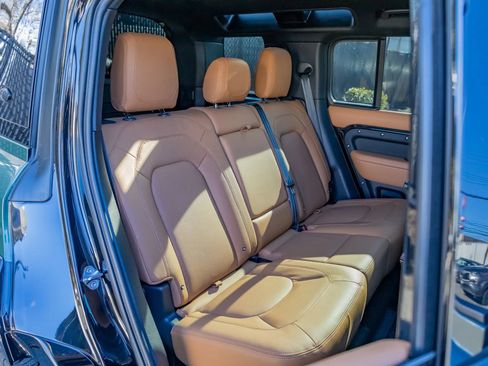 Used 2024 Land Rover Defender 110 V8 image 65