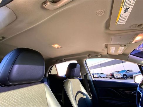 Used 2020 Buick Encore Preferred image 13