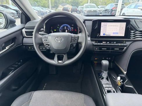 Used 2026 Toyota Camry LE FWD image 22
