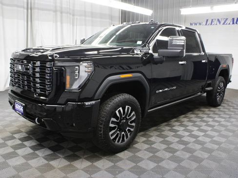 Used 2026 GMC Sierra 3500 Denali Ultimate AWD/4WD image 9