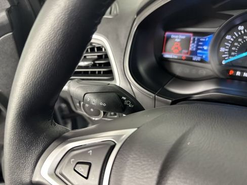 Used 2023 Ford Edge Titanium AWD/4WD image 15
