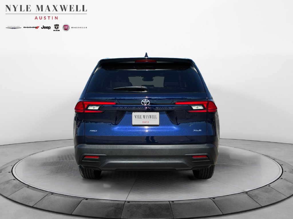Used 2026 Toyota Grand Highlander AWD image 15