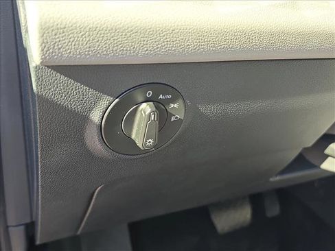 Certified 2024 Volkswagen Taos S image 7