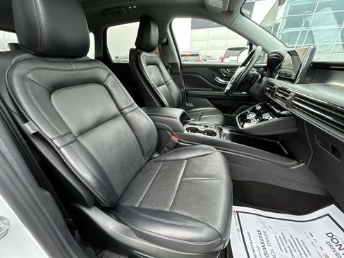 Used 2022 Lincoln Corsair AWD w/ Premium Package image 31