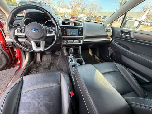 Used 2015 Subaru Outback 2.5i Limited image 11