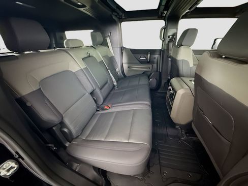 Used 2024 GMC Hummer EV 3X image 28