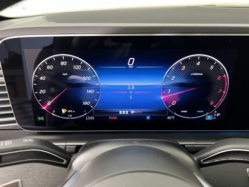 Used 2025 Mercedes-Benz GLE 350 4MATIC image 28