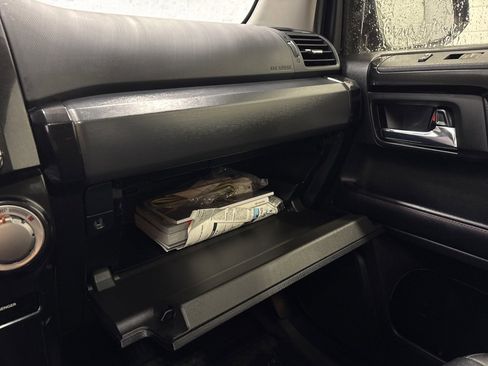 Used 2023 Toyota 4Runner TRD Off-Road Premium image 16