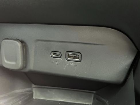 Used 2024 Chevrolet Trax RS w/ Sunroof Package image 28