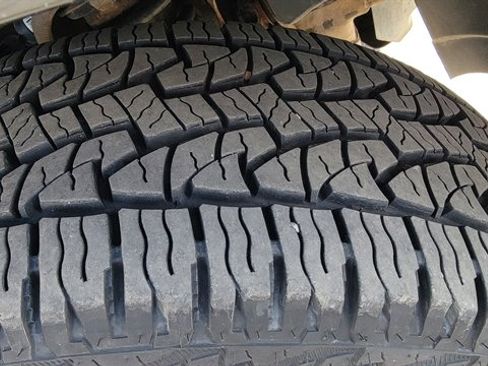 Used 2014 Cadillac Escalade ESV Platinum image 13