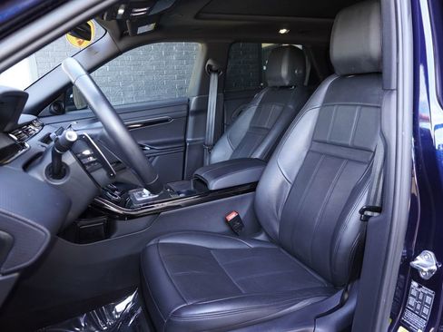 Used 2023 Land Rover Range Rover Evoque R-Dynamic S AWD/4WD image 18