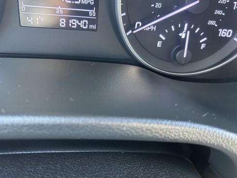 Used 2017 Hyundai Elantra SE image 19