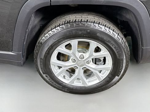 Used 2023 Jeep Grand Cherokee L Limited w/ Trailer Tow Group (B) AWD/4WD image 38
