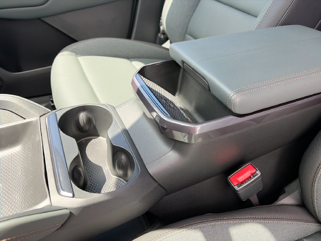 New 2027 GMC Terrain AT4 w/ Convenience Package III AWD/4WD image 27