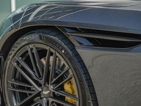 New 2025 Aston Martin DB12 Coupe image 9