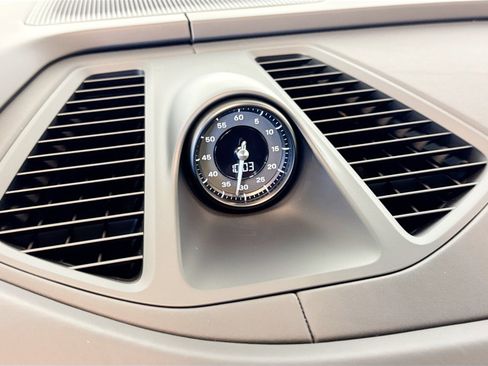 Certified 2024 Porsche Macan Turbo Electric image 29