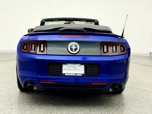 Used 2013 Ford Mustang Premium image 6